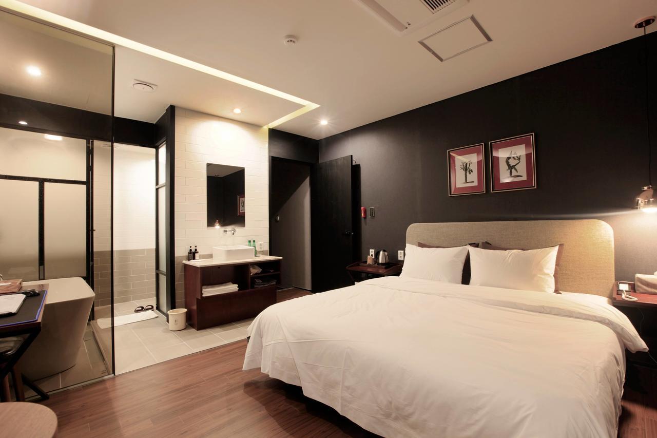 Brown-Dot Hotel Gupo Busan Eksteriør billede