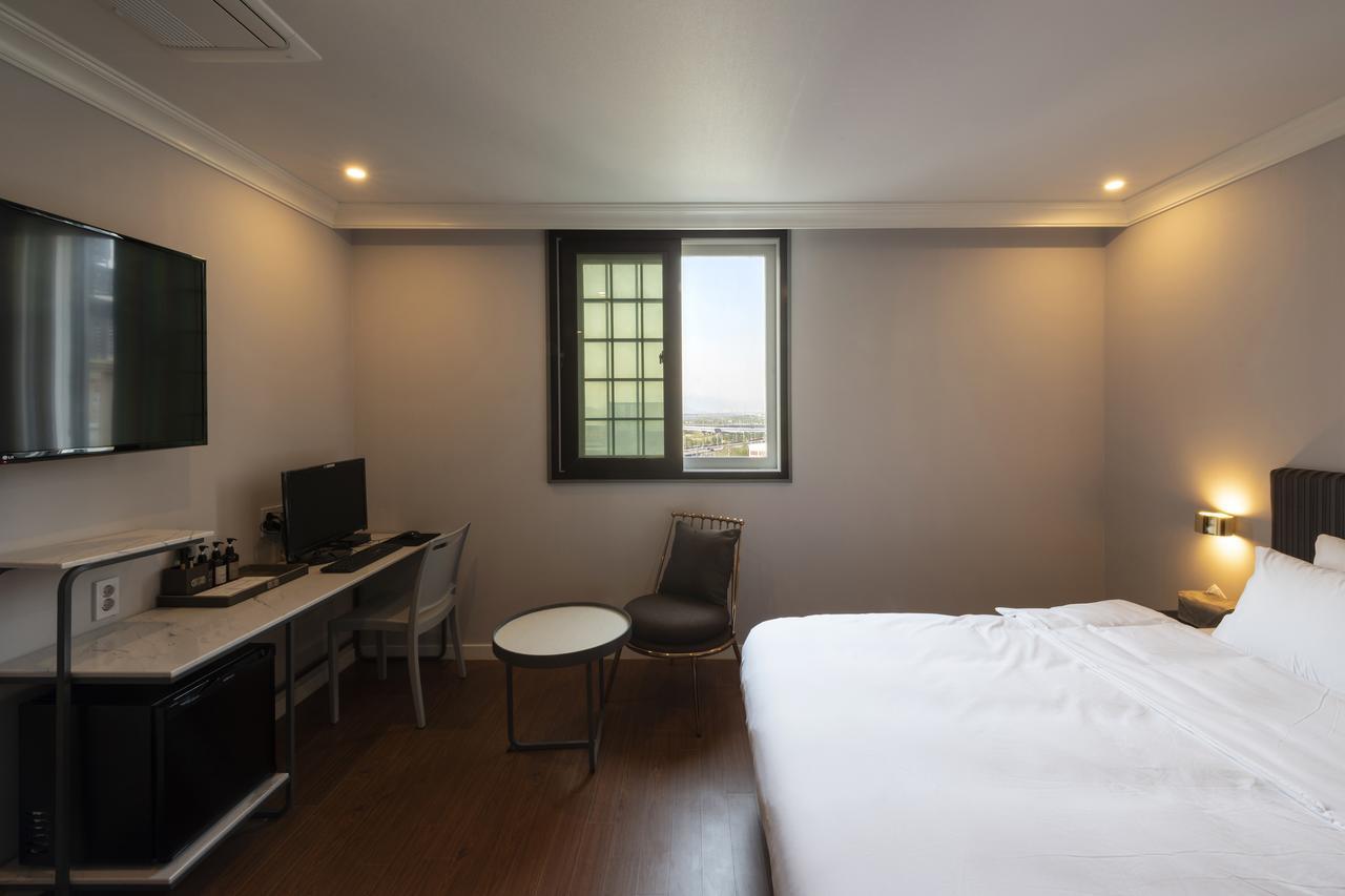Brown-Dot Hotel Gupo Busan Eksteriør billede