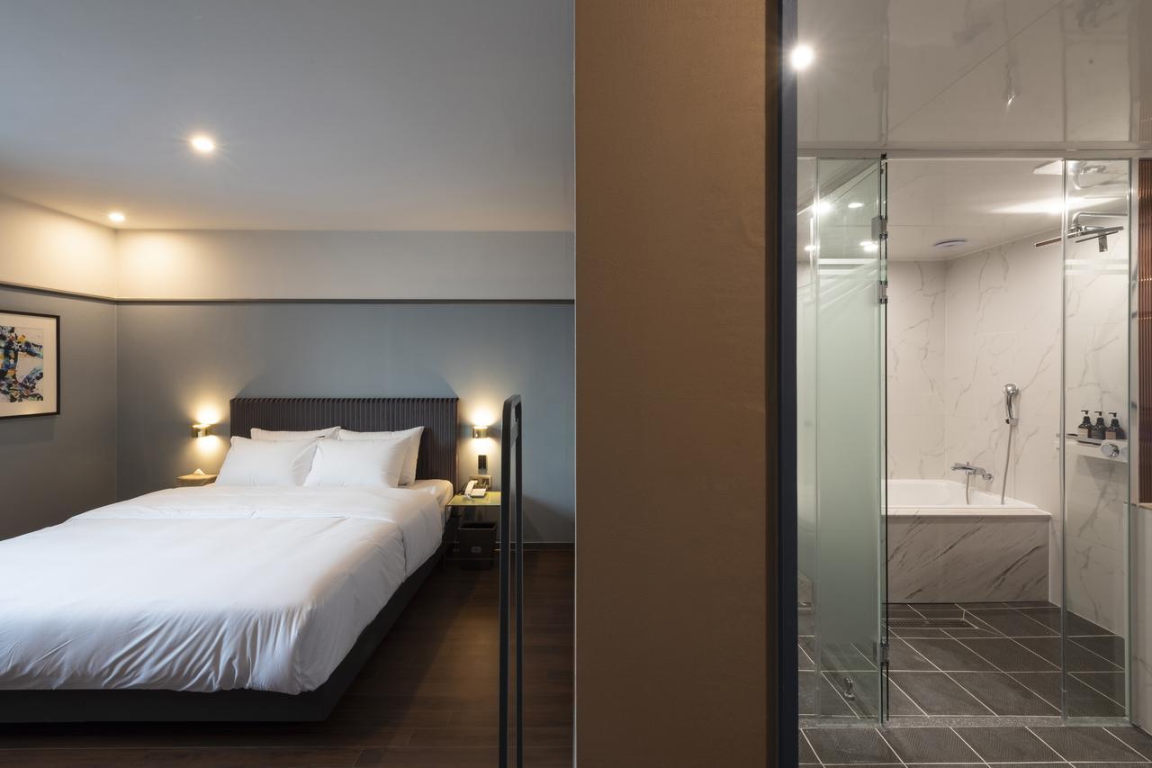 Brown-Dot Hotel Gupo Busan Eksteriør billede