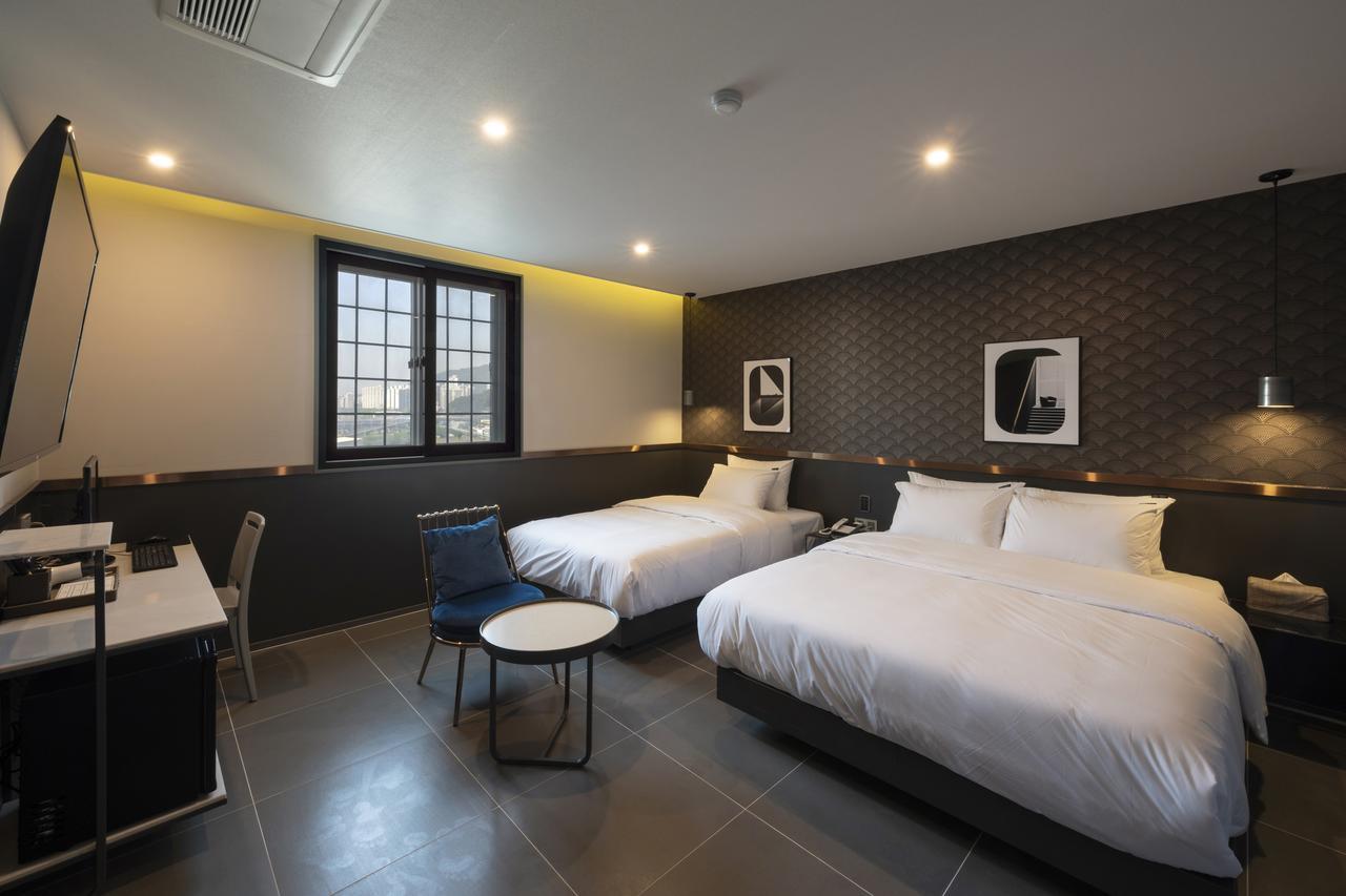 Brown-Dot Hotel Gupo Busan Eksteriør billede